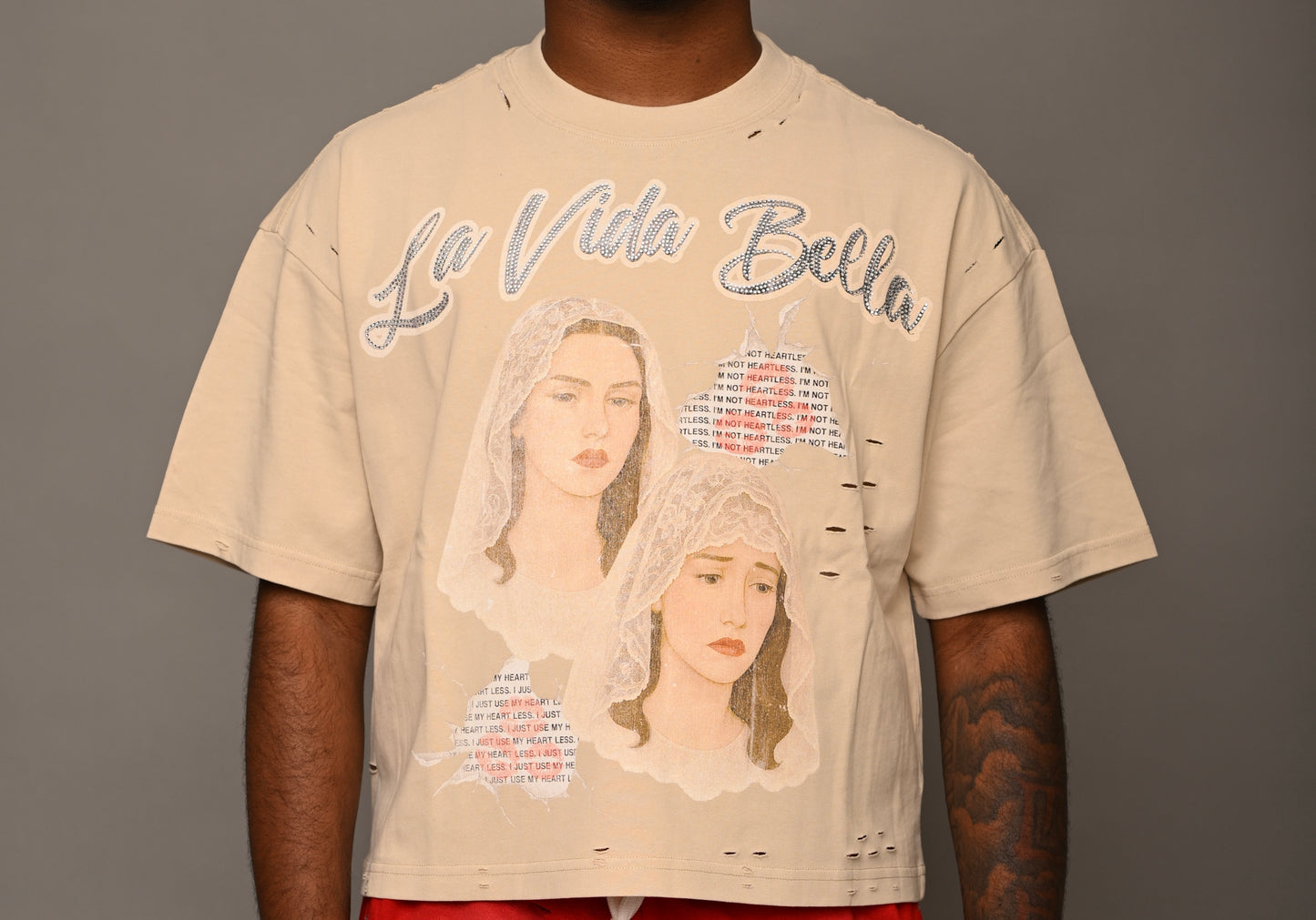 “La Vida Bella Heartless Cropped Shirts”
