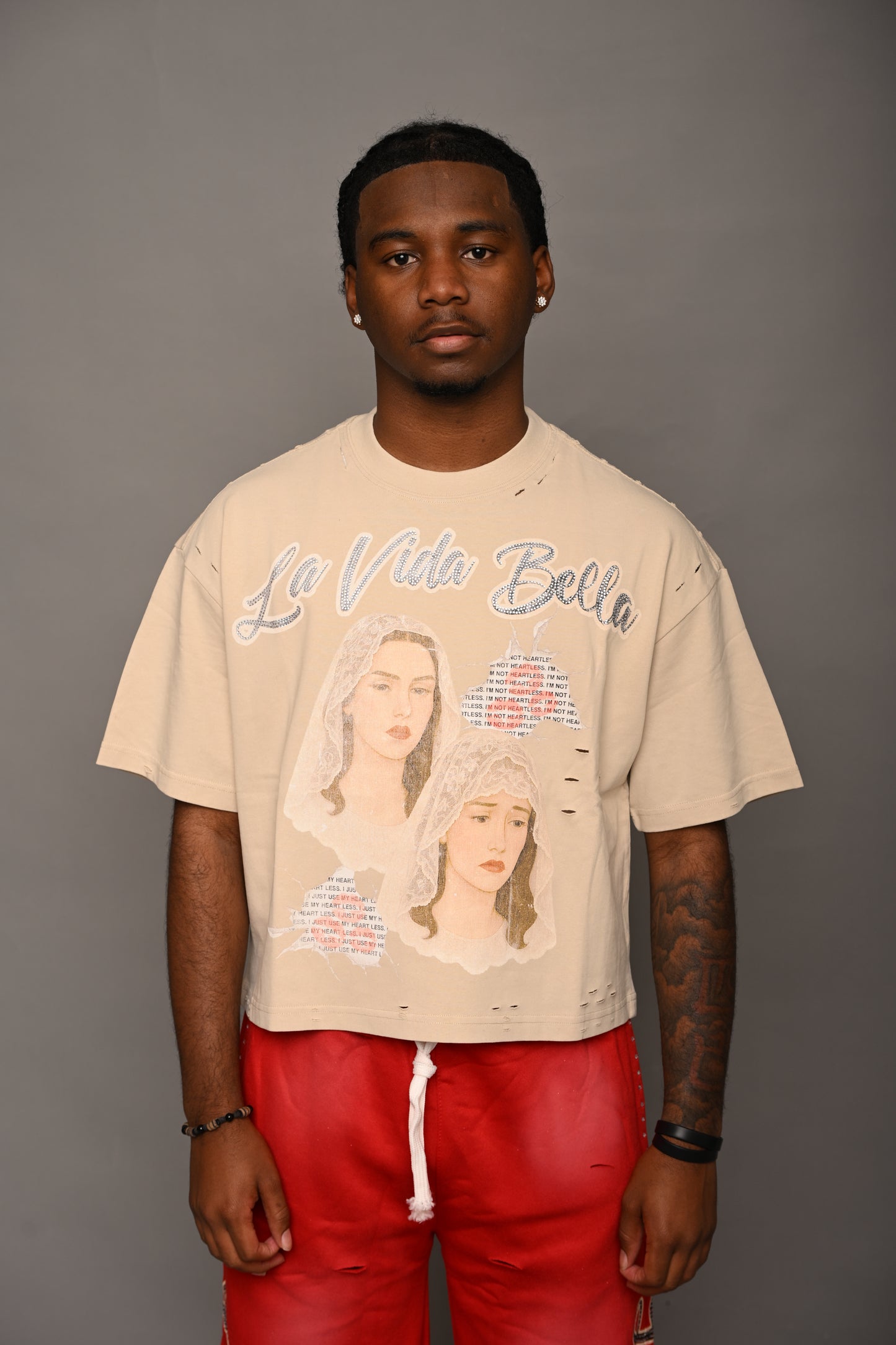 “La Vida Bella Heartless Cropped Shirts”